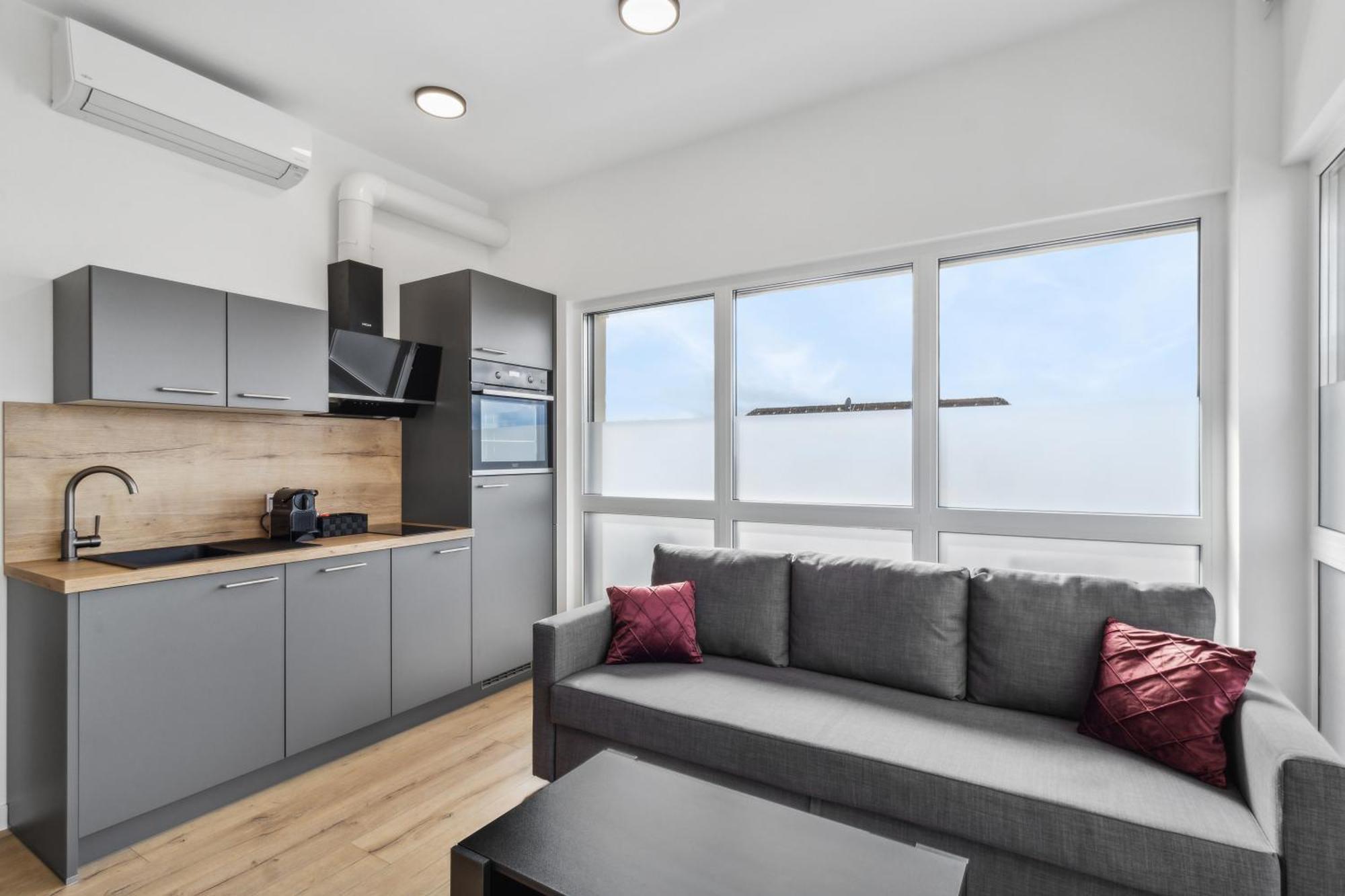 Suite4Me - Moderne Apartments I Kueche I Balkon I Waschmaschine Dietzenbach Exterior photo